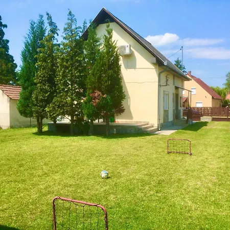 度假居 Marcelo Apartman